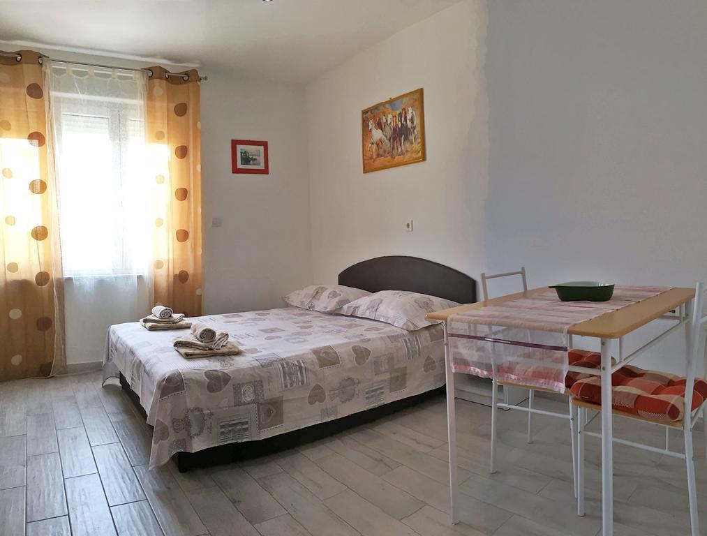 Apartments Europe Спліт Екстер'єр фото